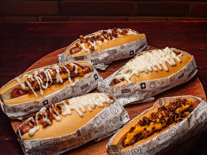 Estación de Hot Dogs Gourmet