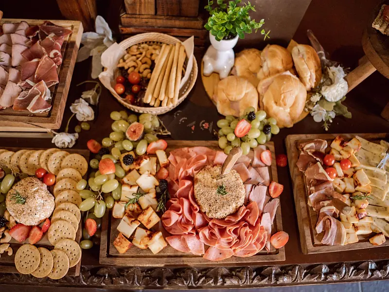Mesa de Queso y Charcutería